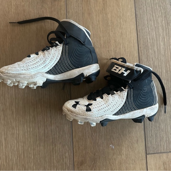 Baseball cleats Size 1 - Picture 2 of 5